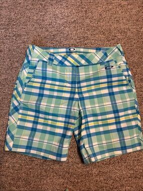 Oakley Women's Plaid Golf Bermudas - Blue, Green, White